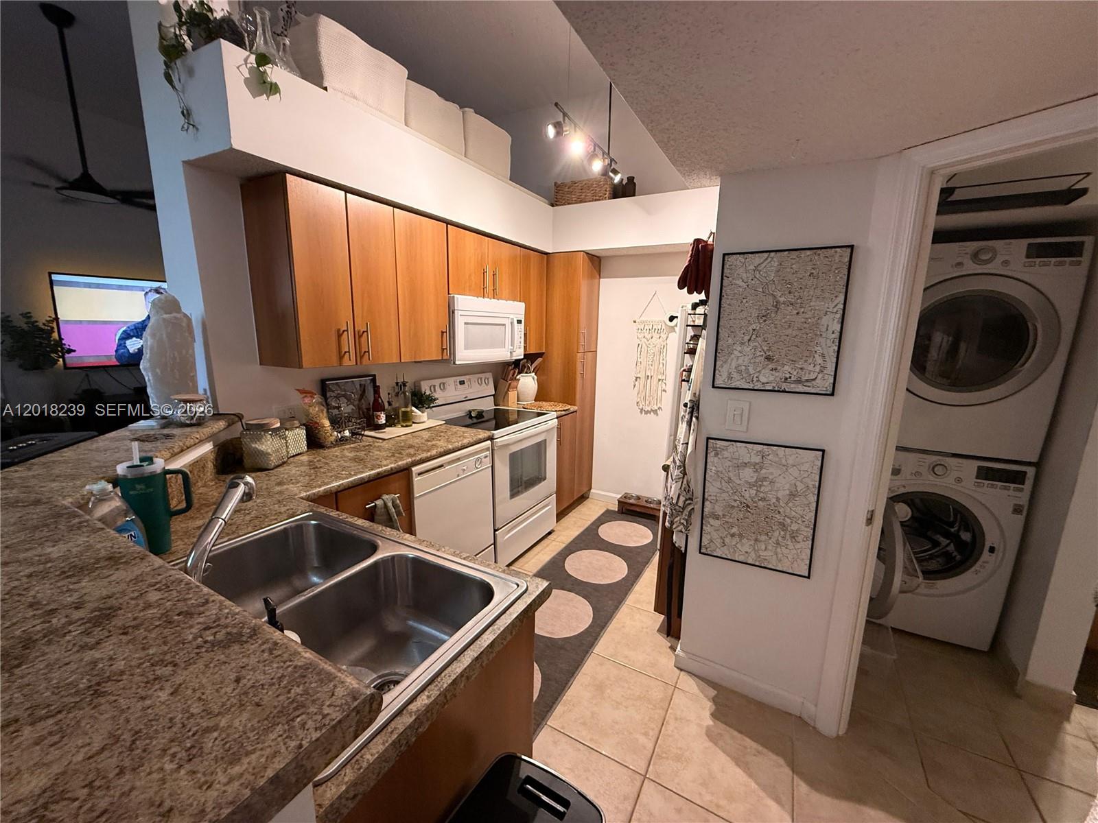 1125 Crystal Way Unit: N