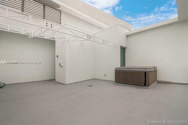 92 SW 3rd St # 5203