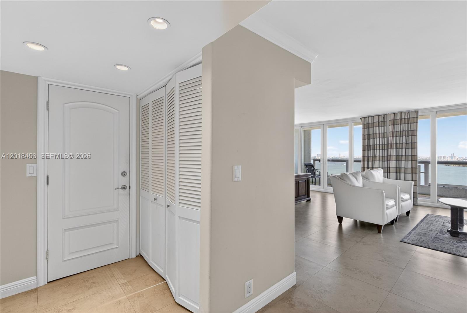 1717 N Bayshore Dr # 3032 Unit: A-3032