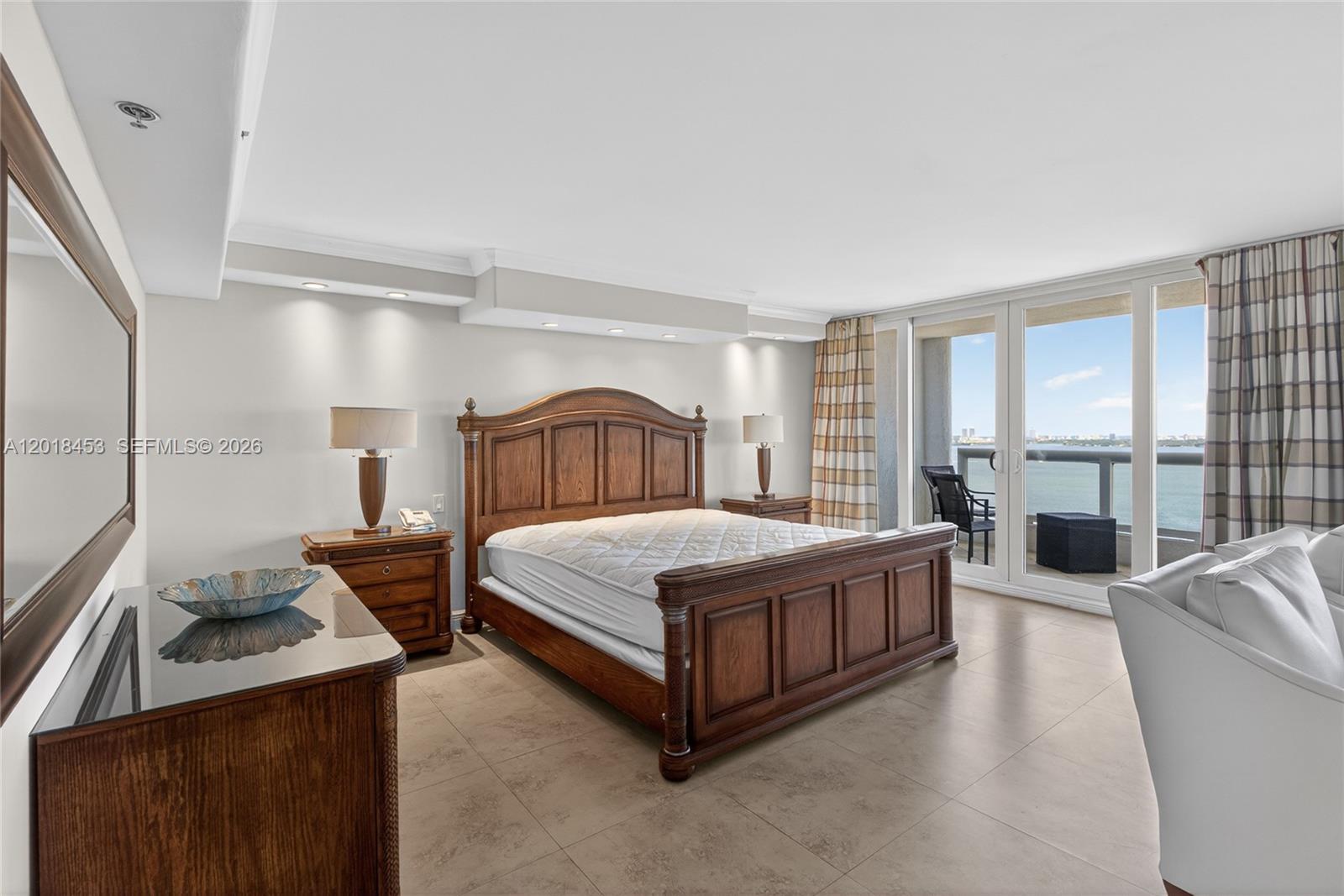 1717 N Bayshore Dr # 3032 Unit: A-3032