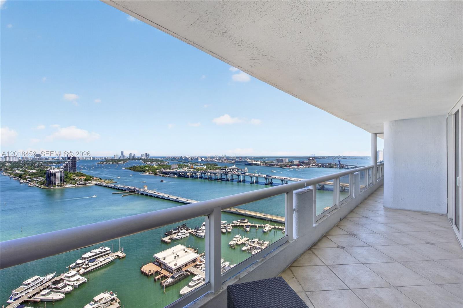 1717 N Bayshore Dr # 3032 Unit: A-3032