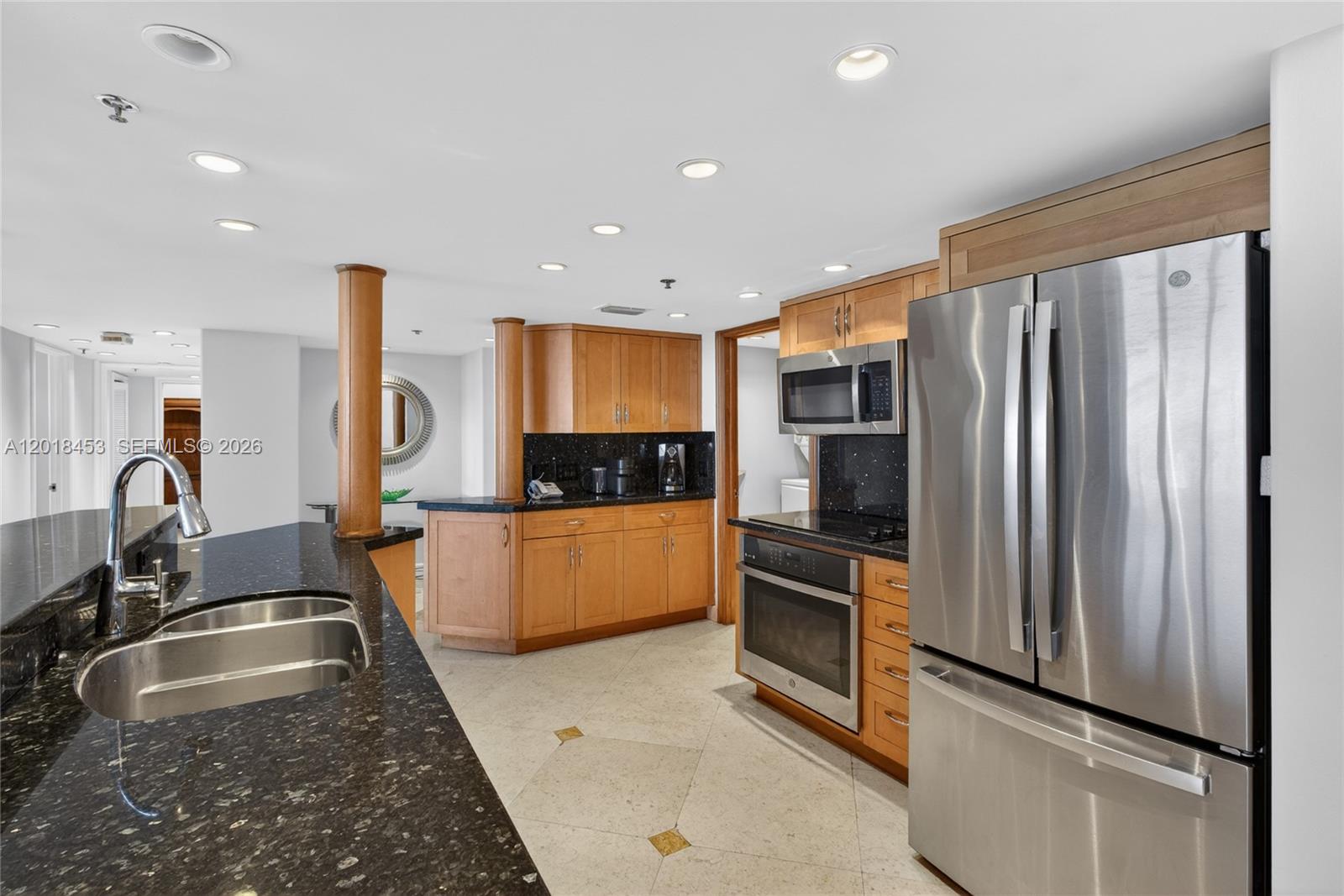 1717 N Bayshore Dr # 3032 Unit: A-3032