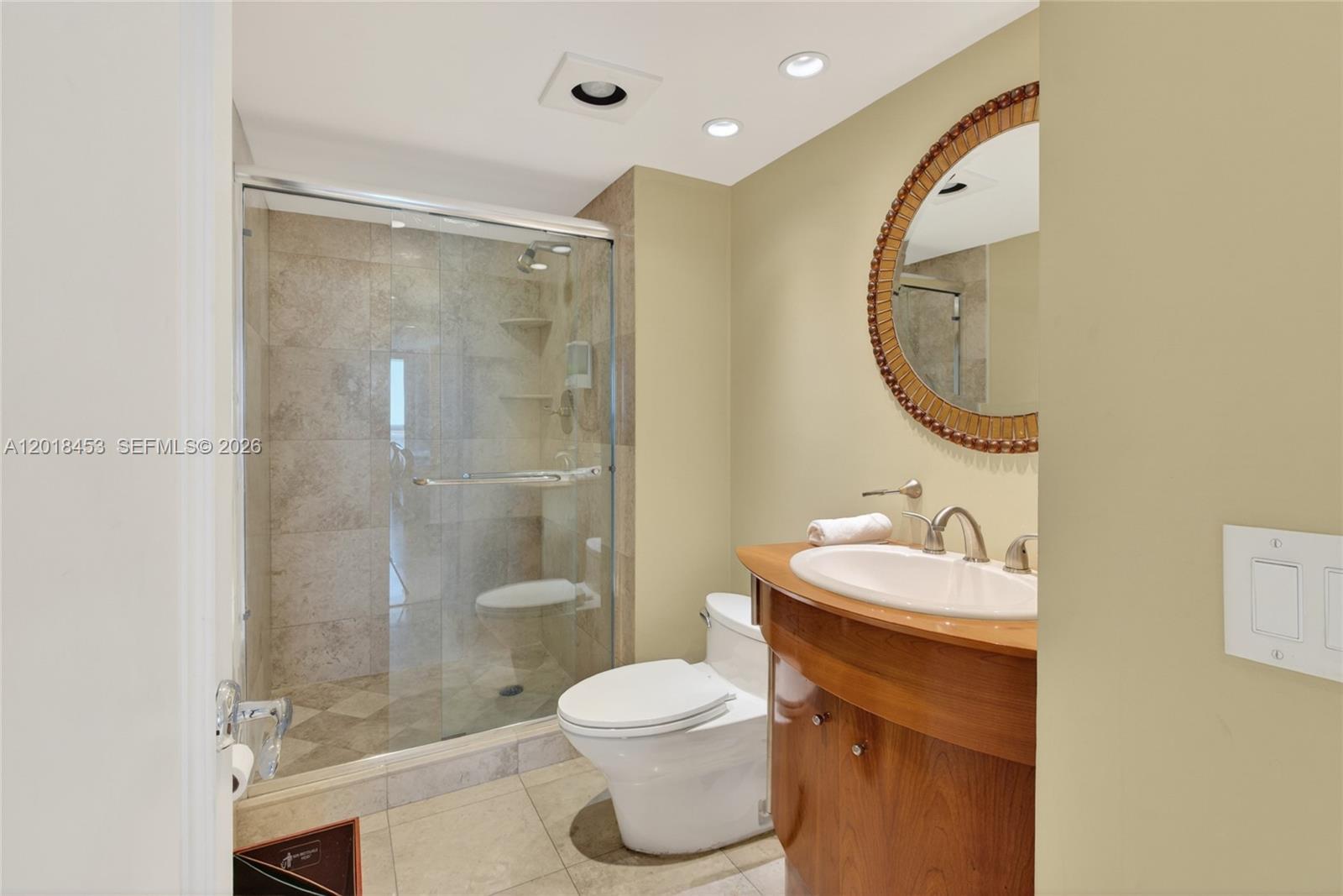 1717 N Bayshore Dr # 3032 Unit: A-3032