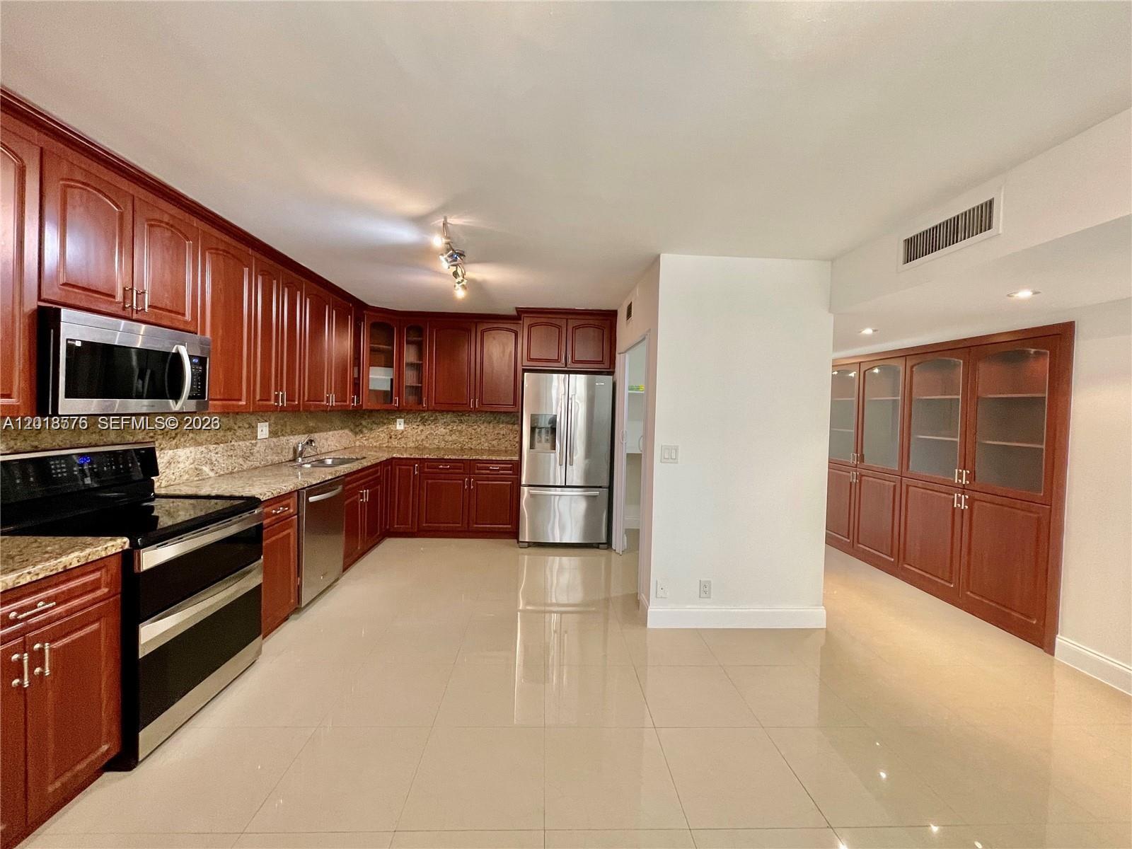 20441 NE 30th Ave # 9 Unit: 122-9