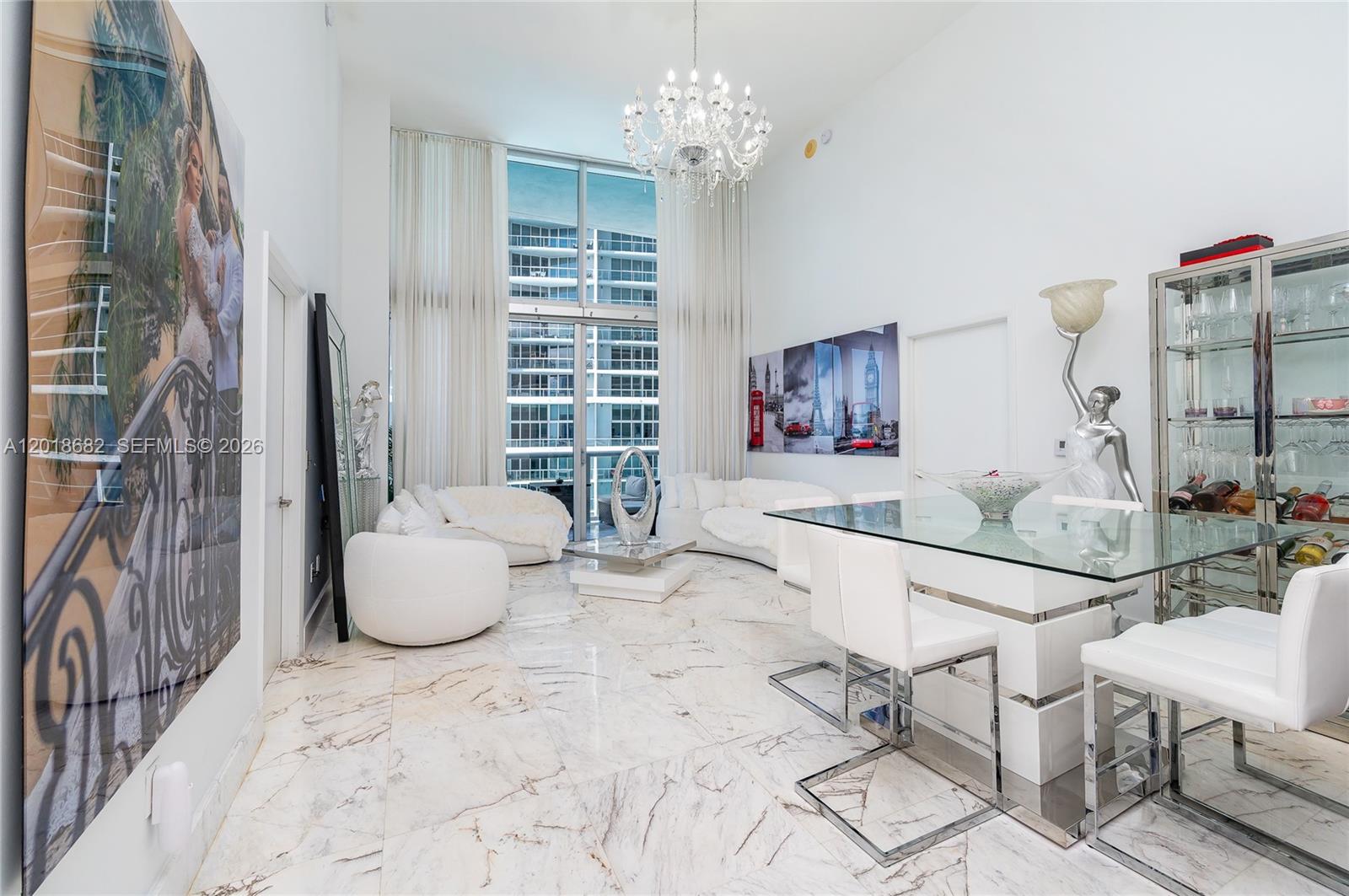 475 Brickell Ave # 2209