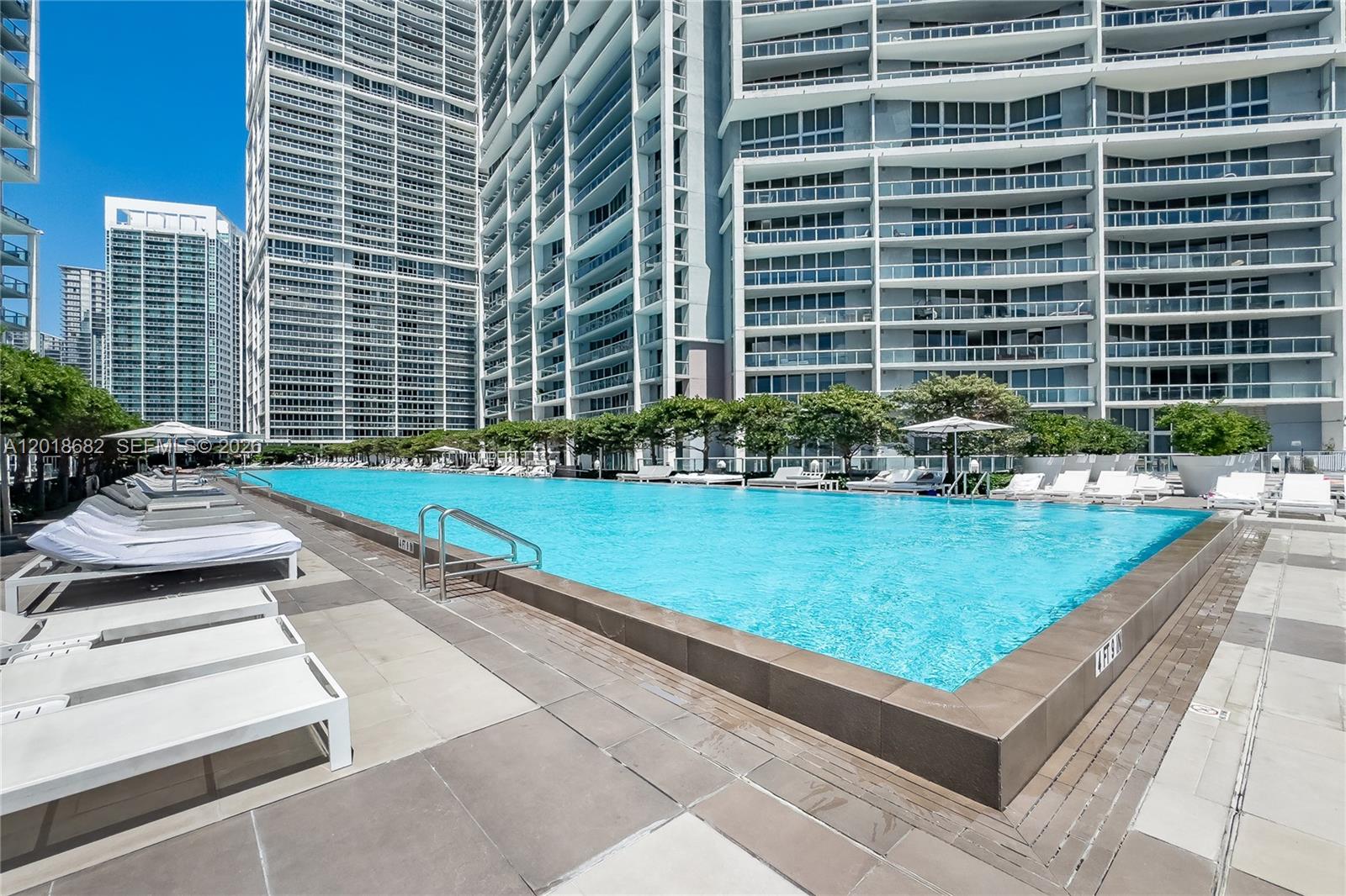 475 Brickell Ave # 2209