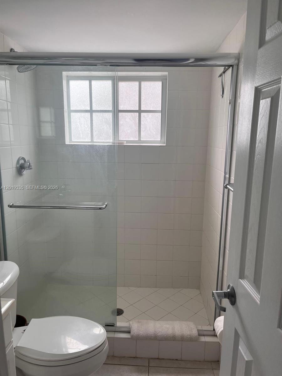 290 Sunrise Dr # 208