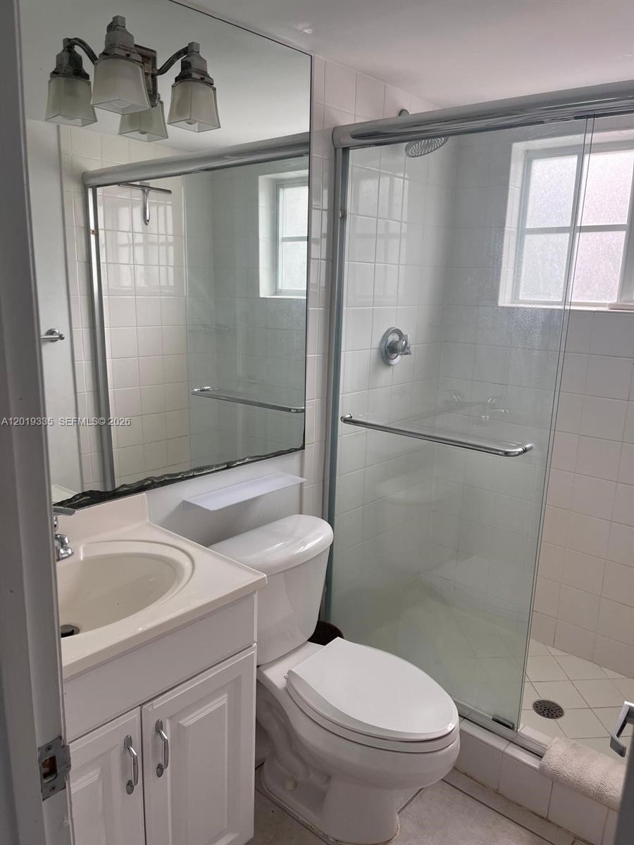 290 Sunrise Dr # 208
