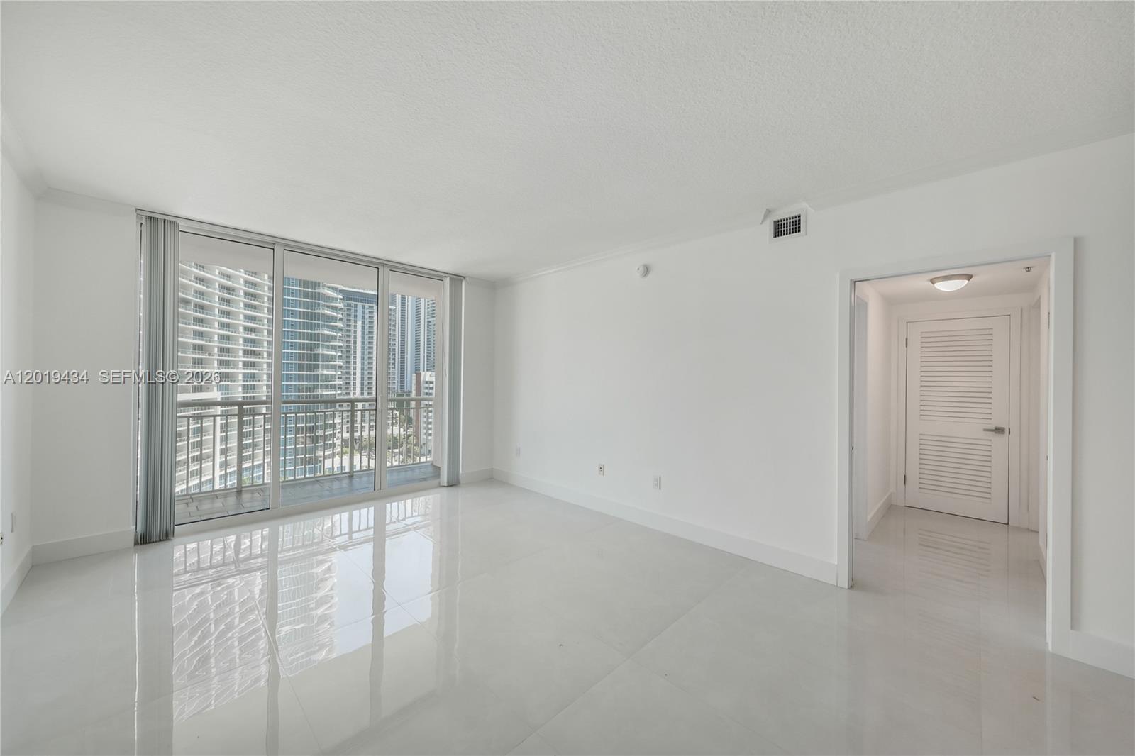 2000 N Bayshore Dr # 1503