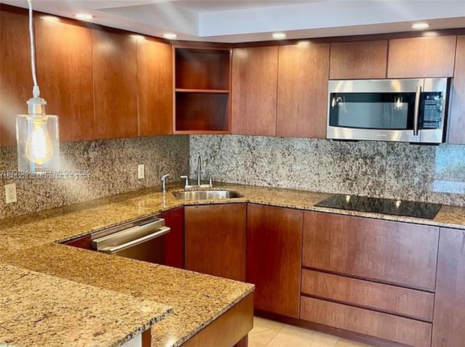 2451 Brickell Ave # 6T