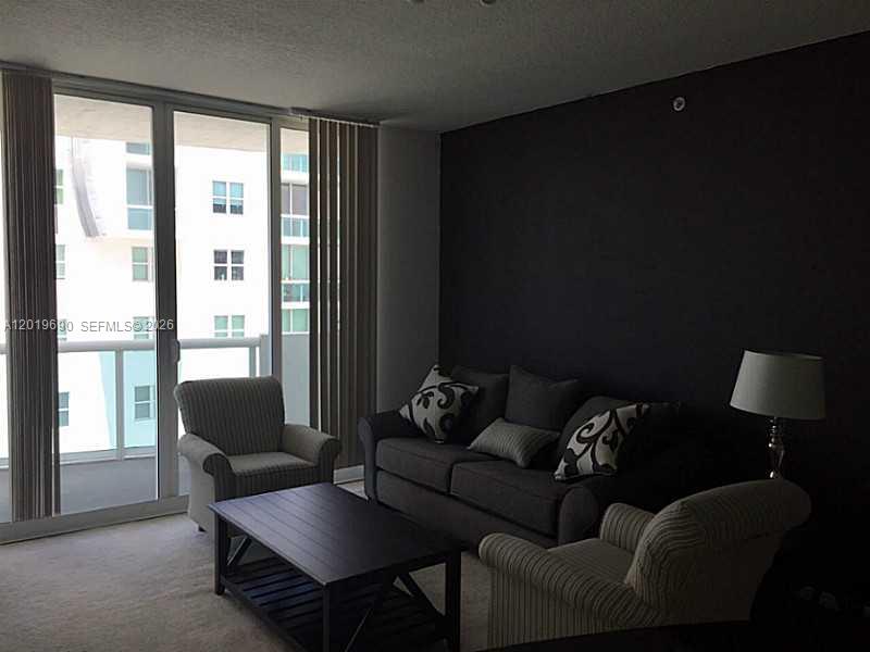 7900 Harbor Island Dr # 1010
