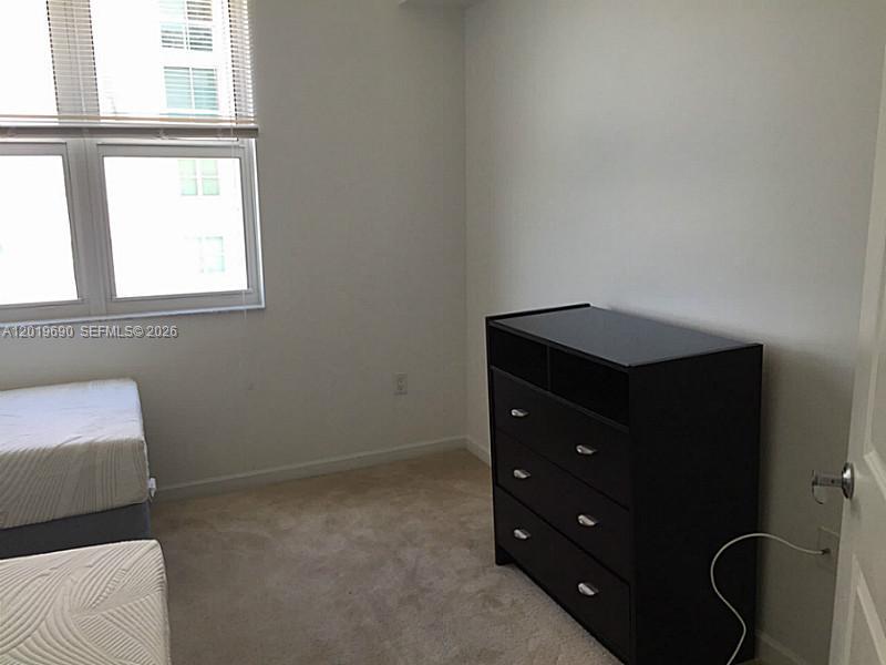 7900 Harbor Island Dr # 1010