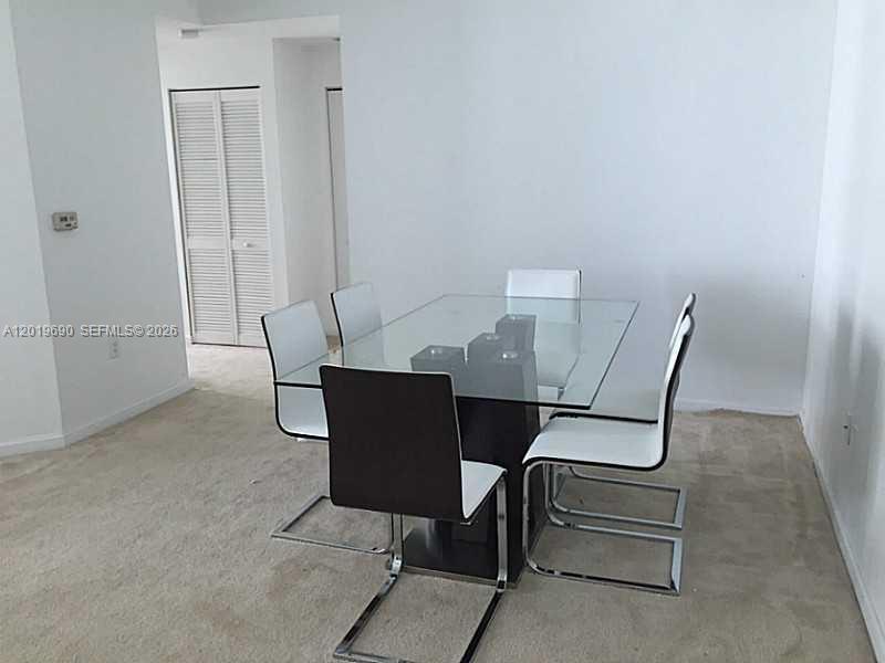 7900 Harbor Island Dr # 1010