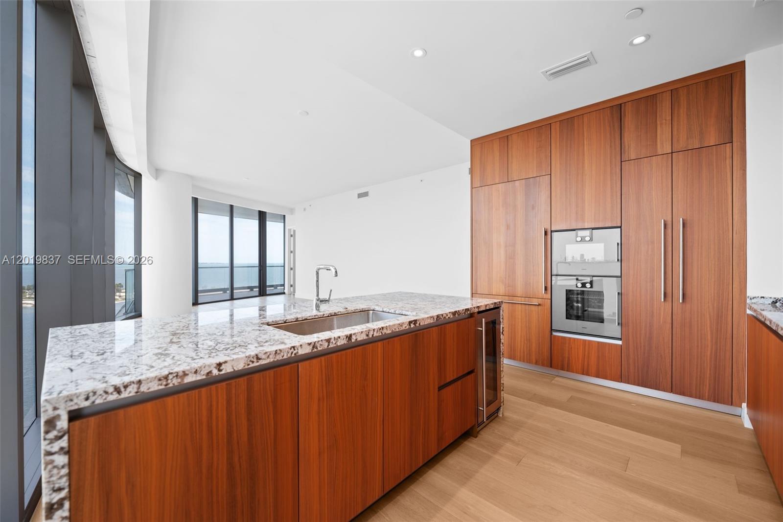 175 SE 25 Rd # 801