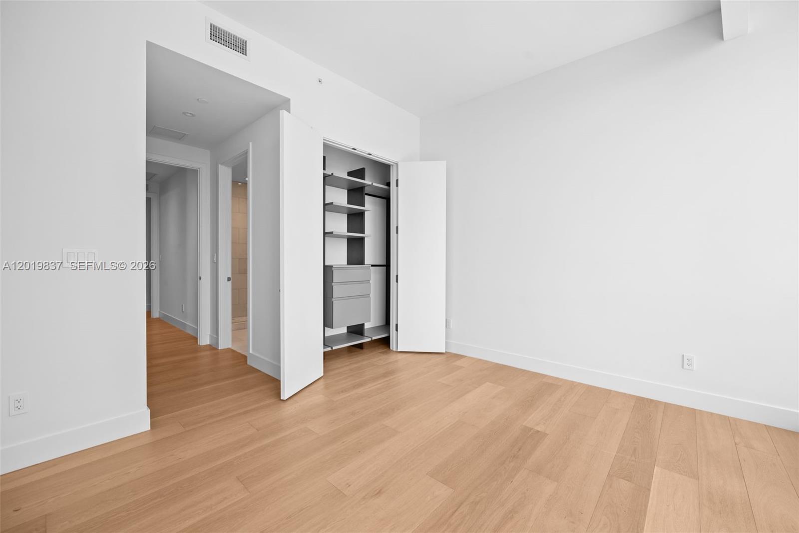 175 SE 25 Rd # 801