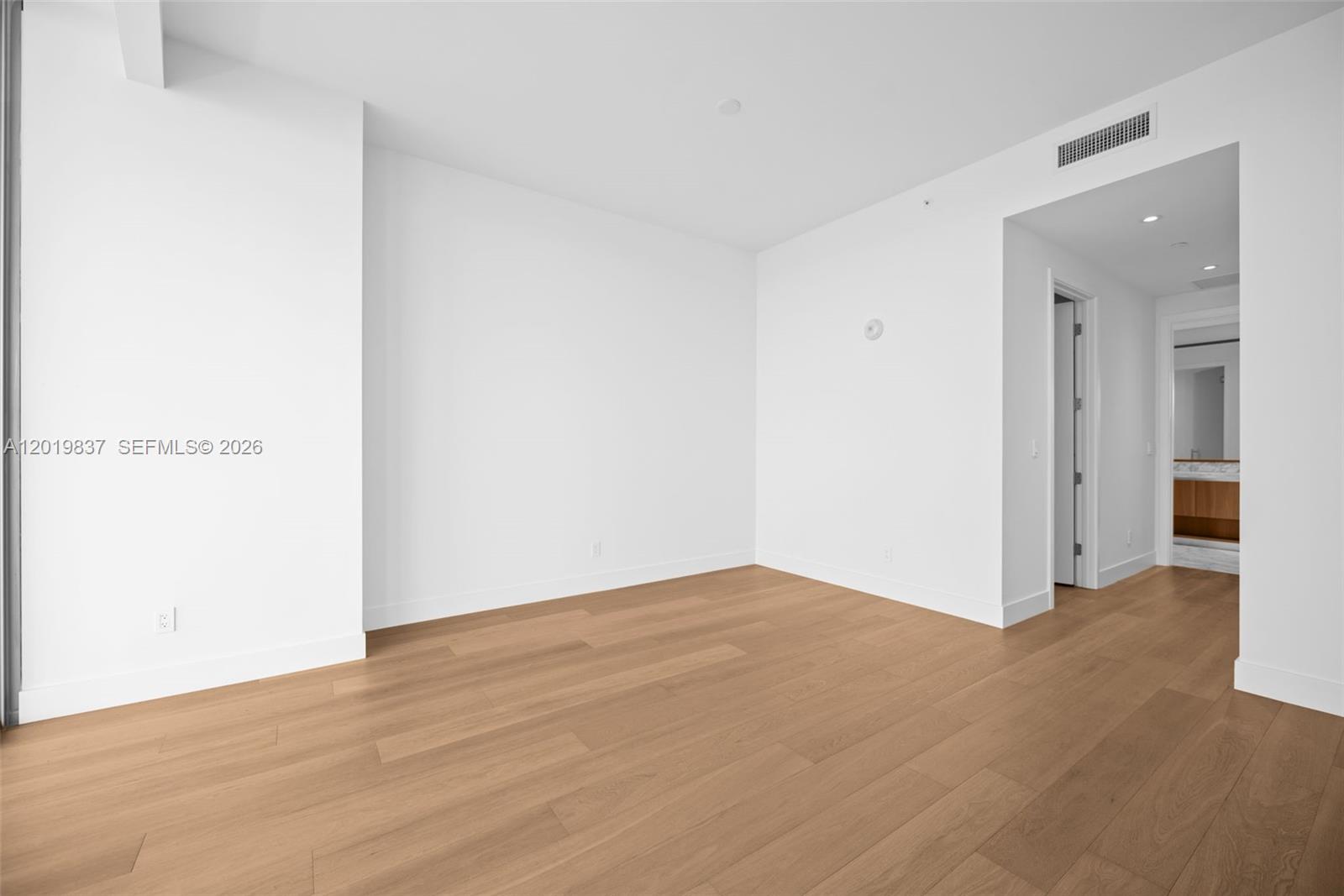 175 SE 25 Rd # 801