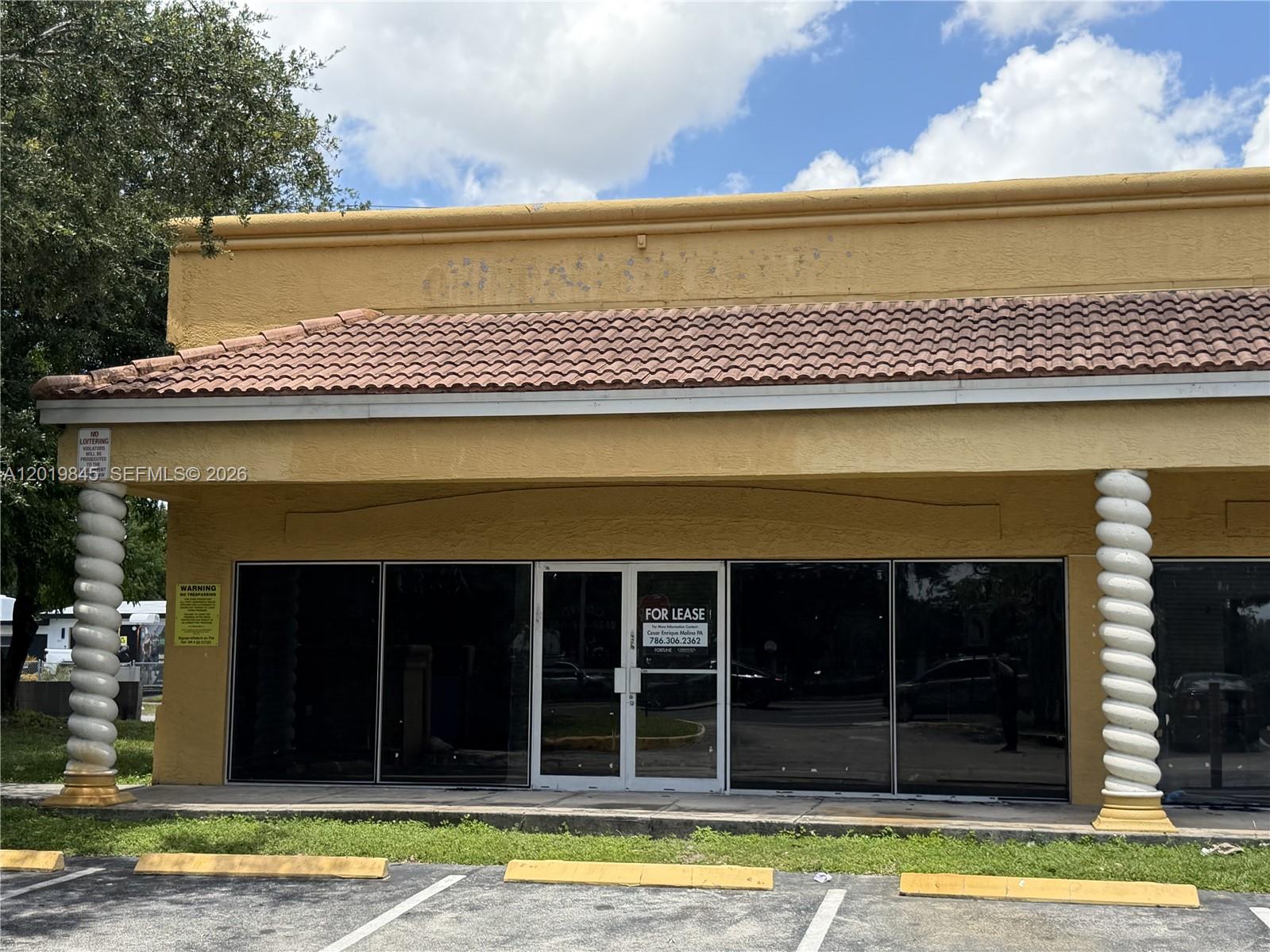 1395 W Sunrise Blvd