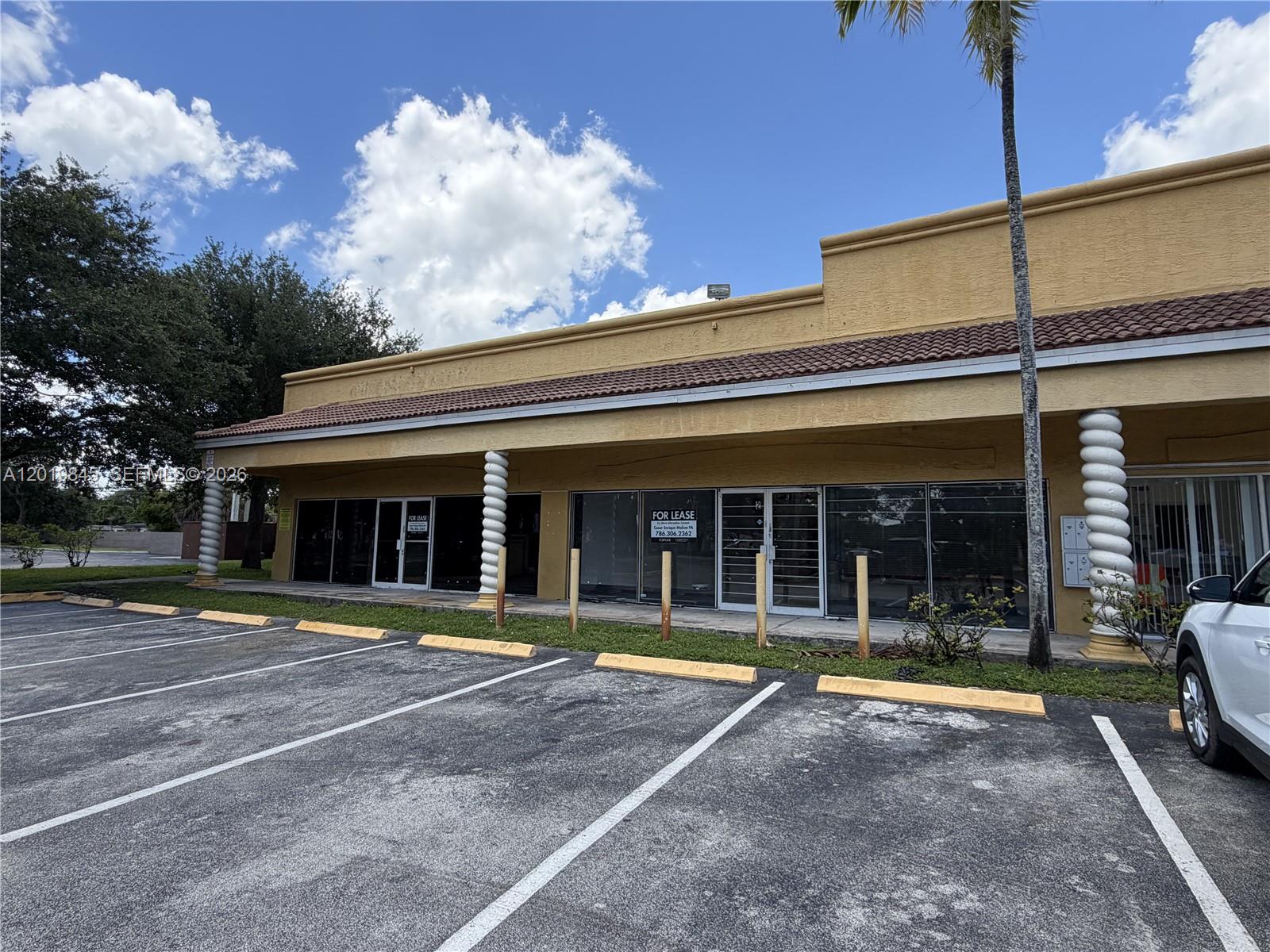 1395 W Sunrise Blvd