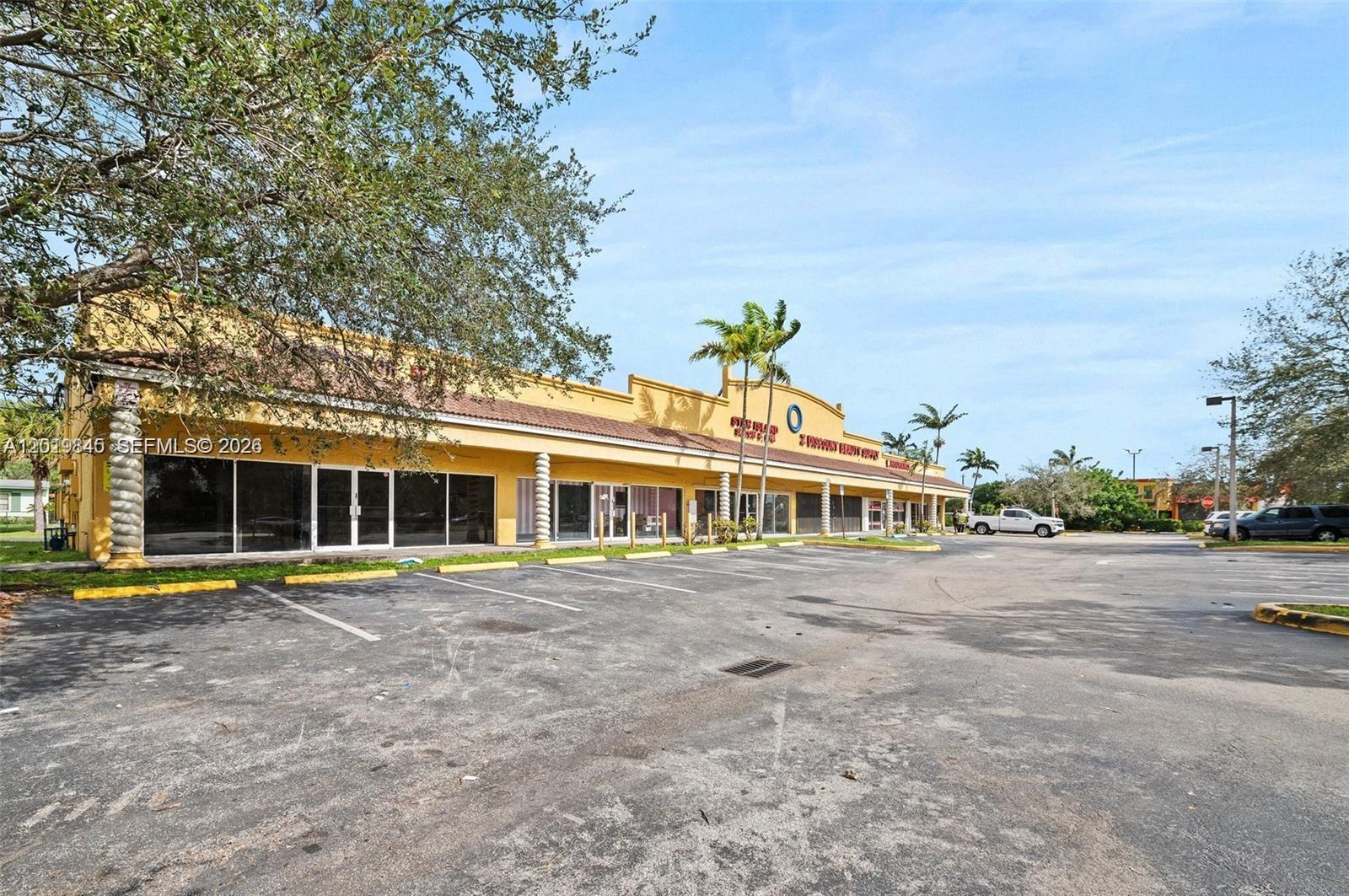 1395 W Sunrise Blvd