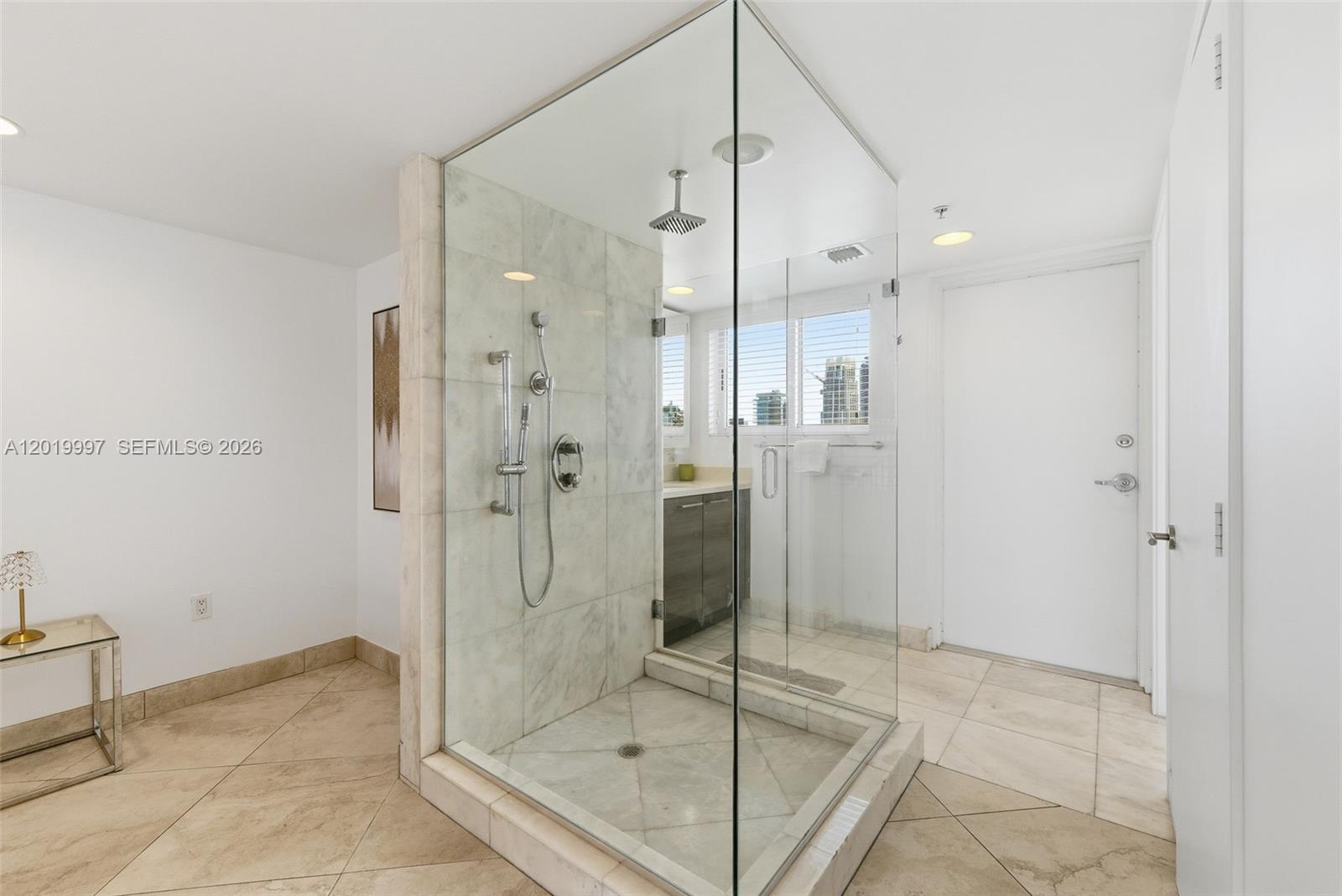 421 Meridian Ave # 16