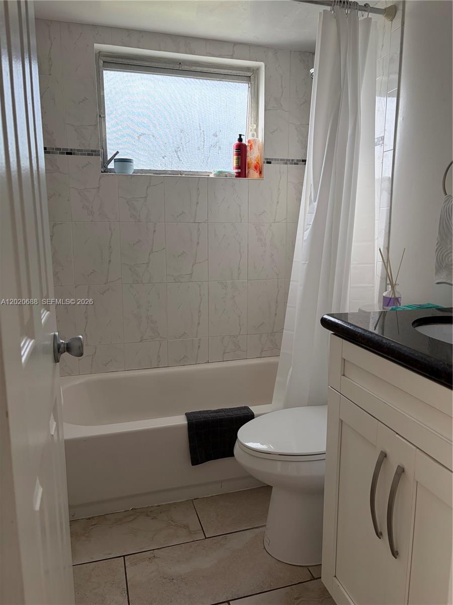270 Layne Blvd # 215