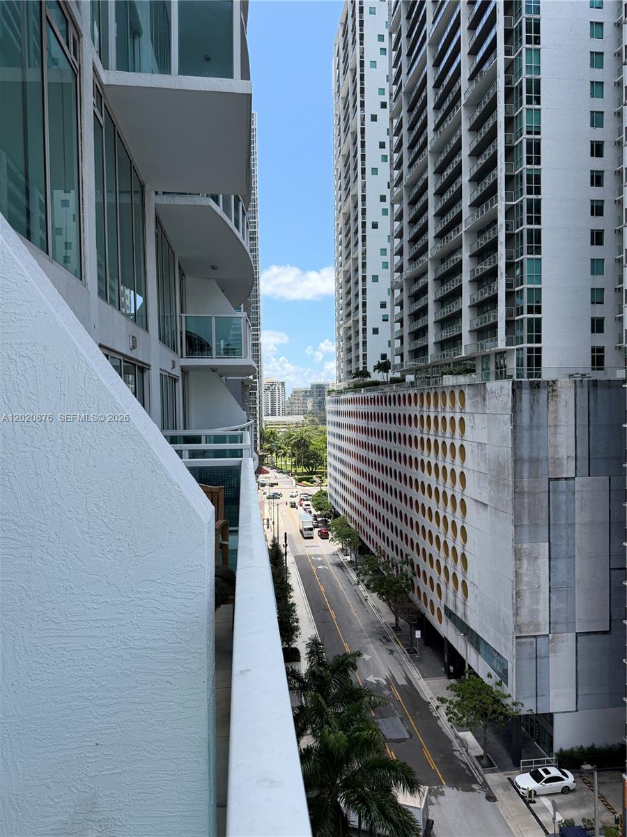 41 SE 5th St # 716