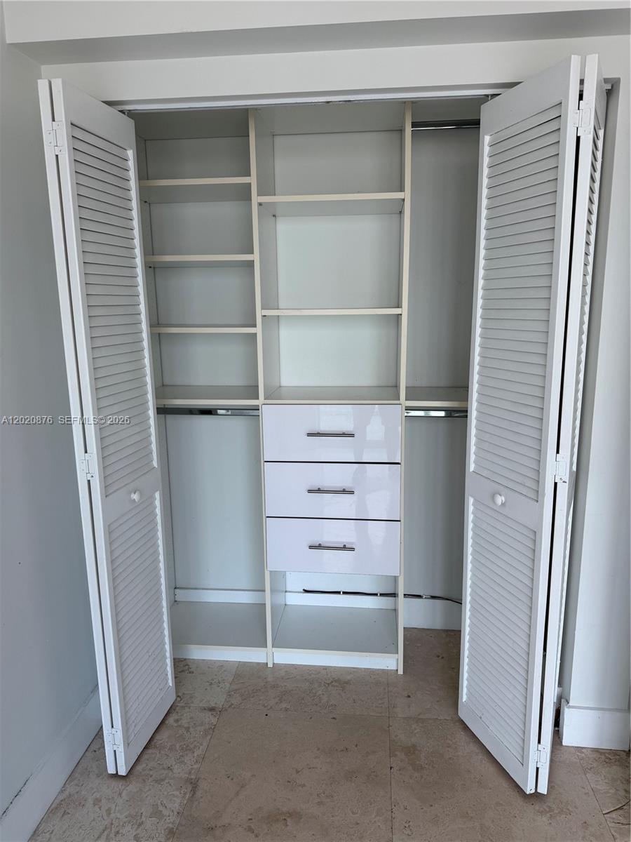 41 SE 5th St # 716