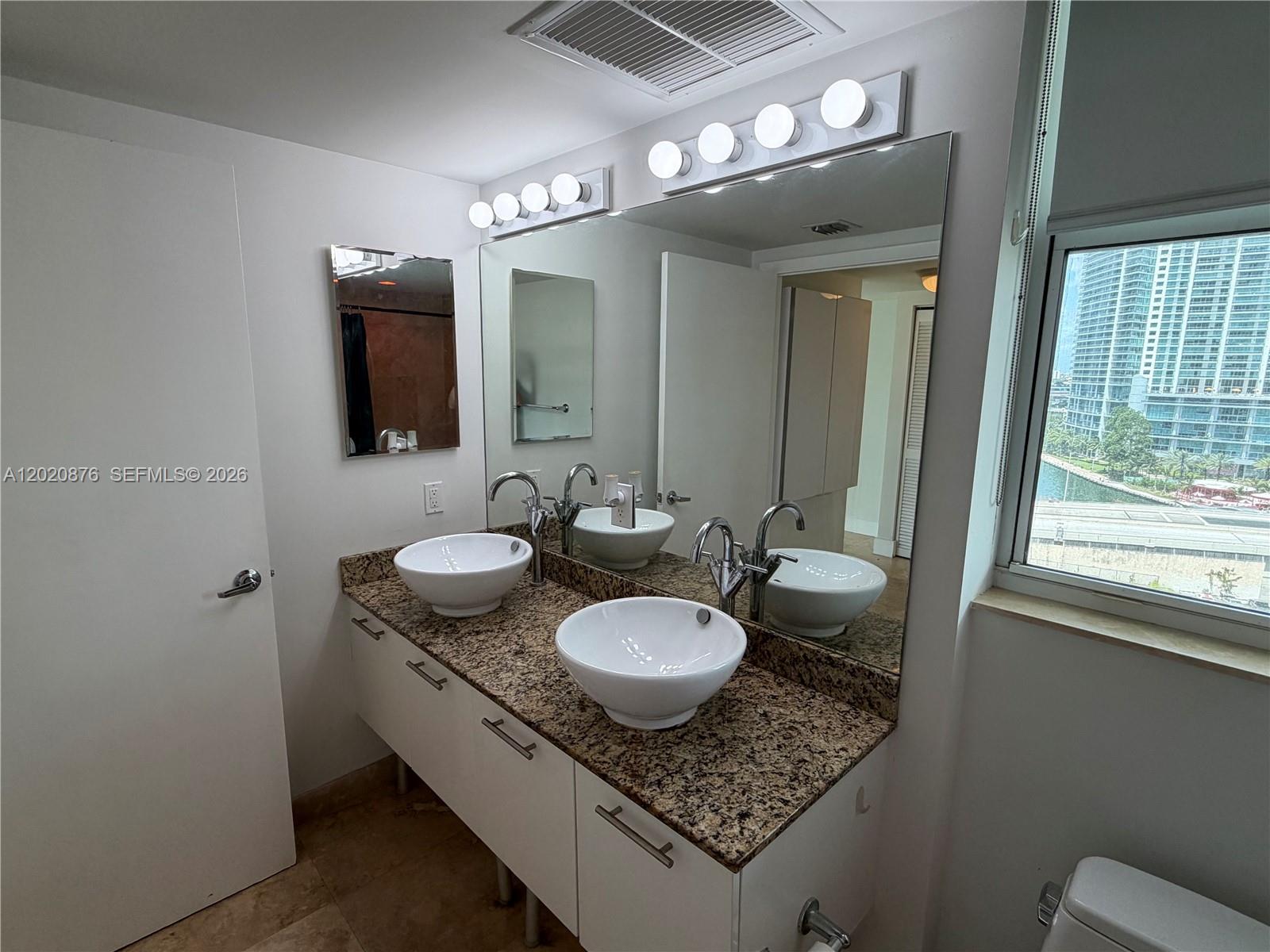 41 SE 5th St # 716