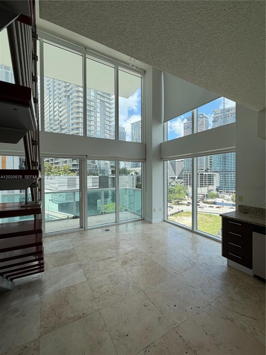 41 SE 5th St # 716