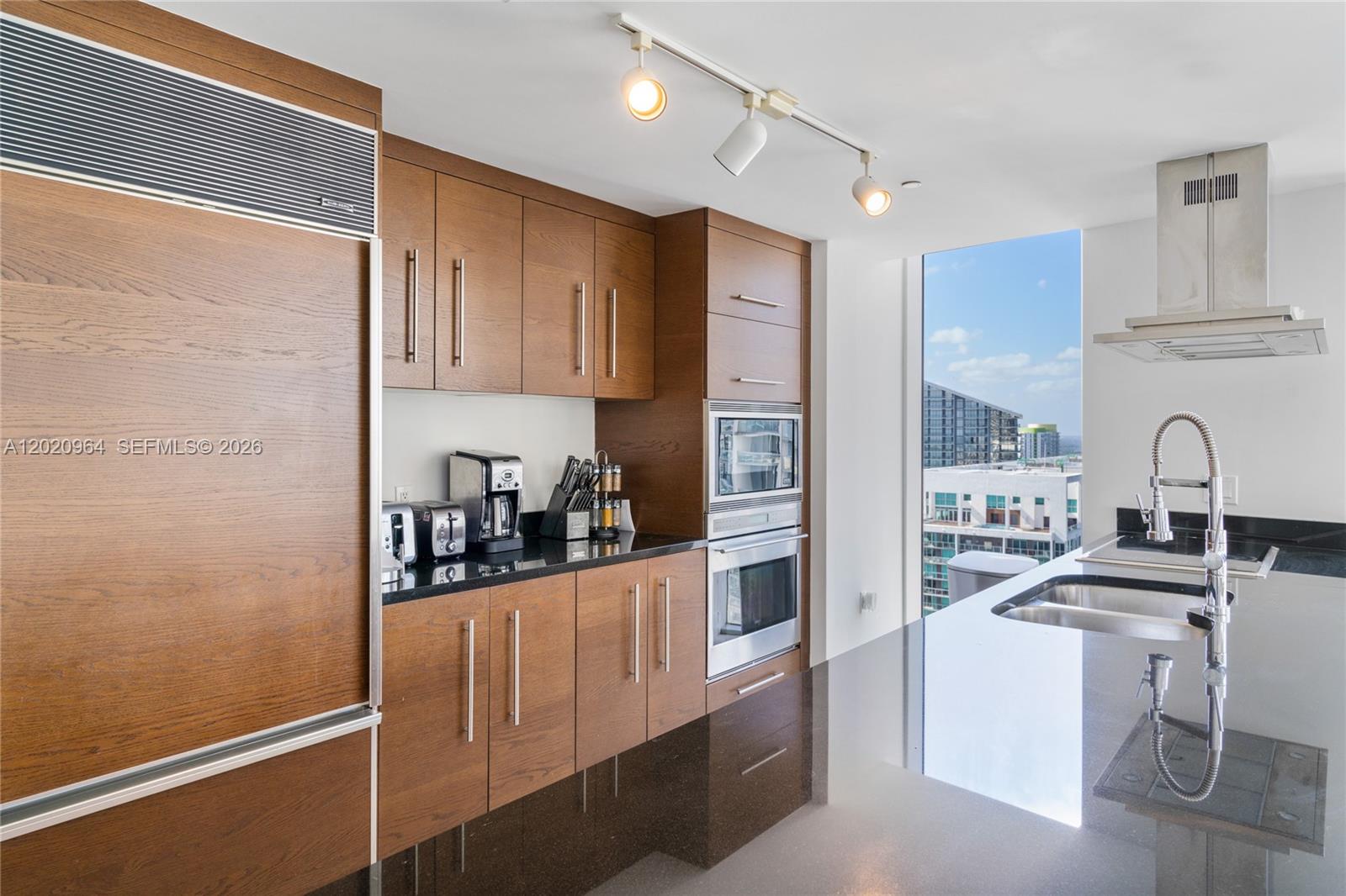 495 Brickell Ave # 4510