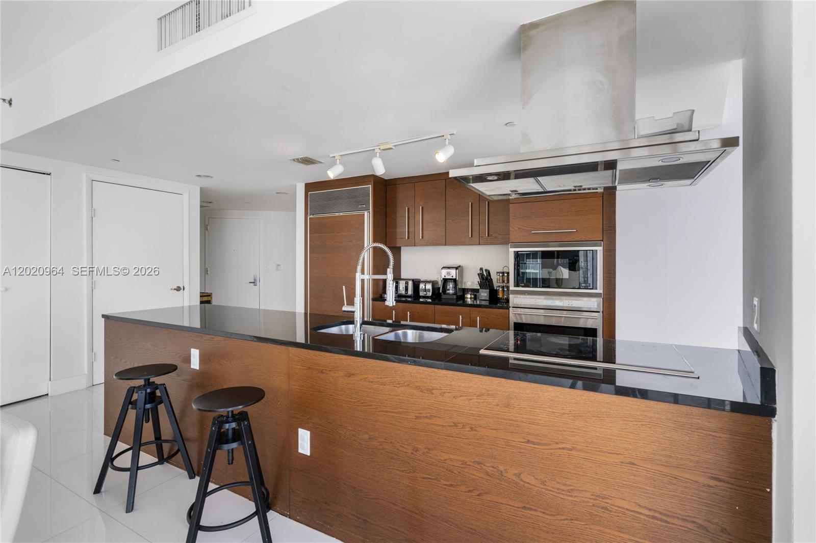 495 Brickell Ave # 4510