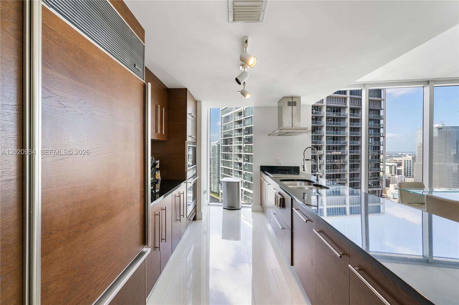 495 Brickell Ave # 4510