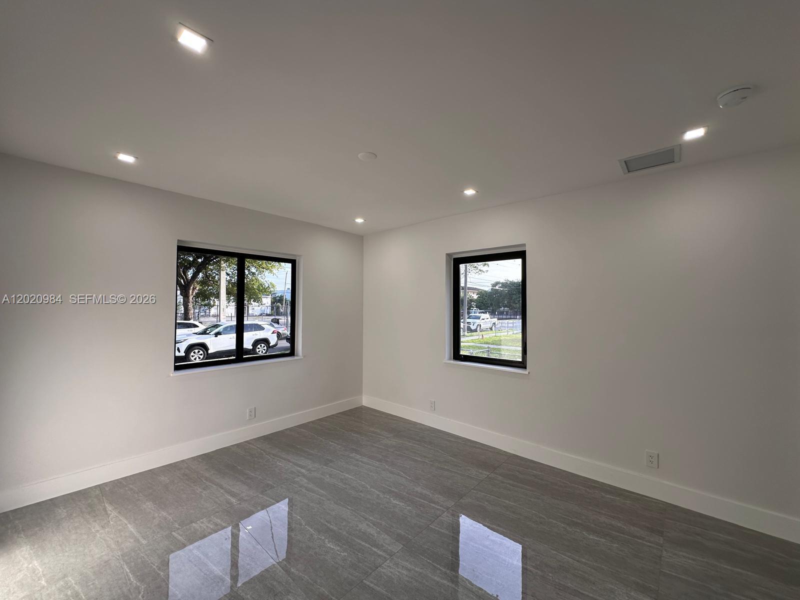 931 NW 1st St # 1