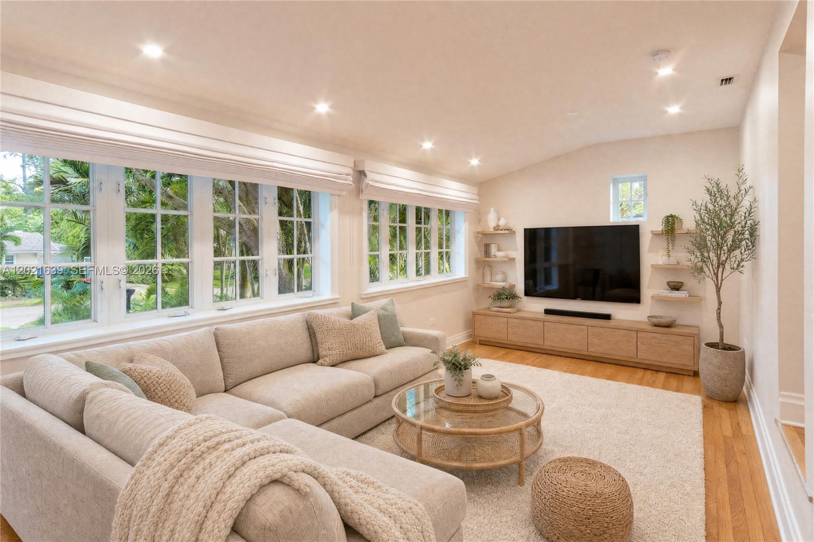 1257 Mariola Ct