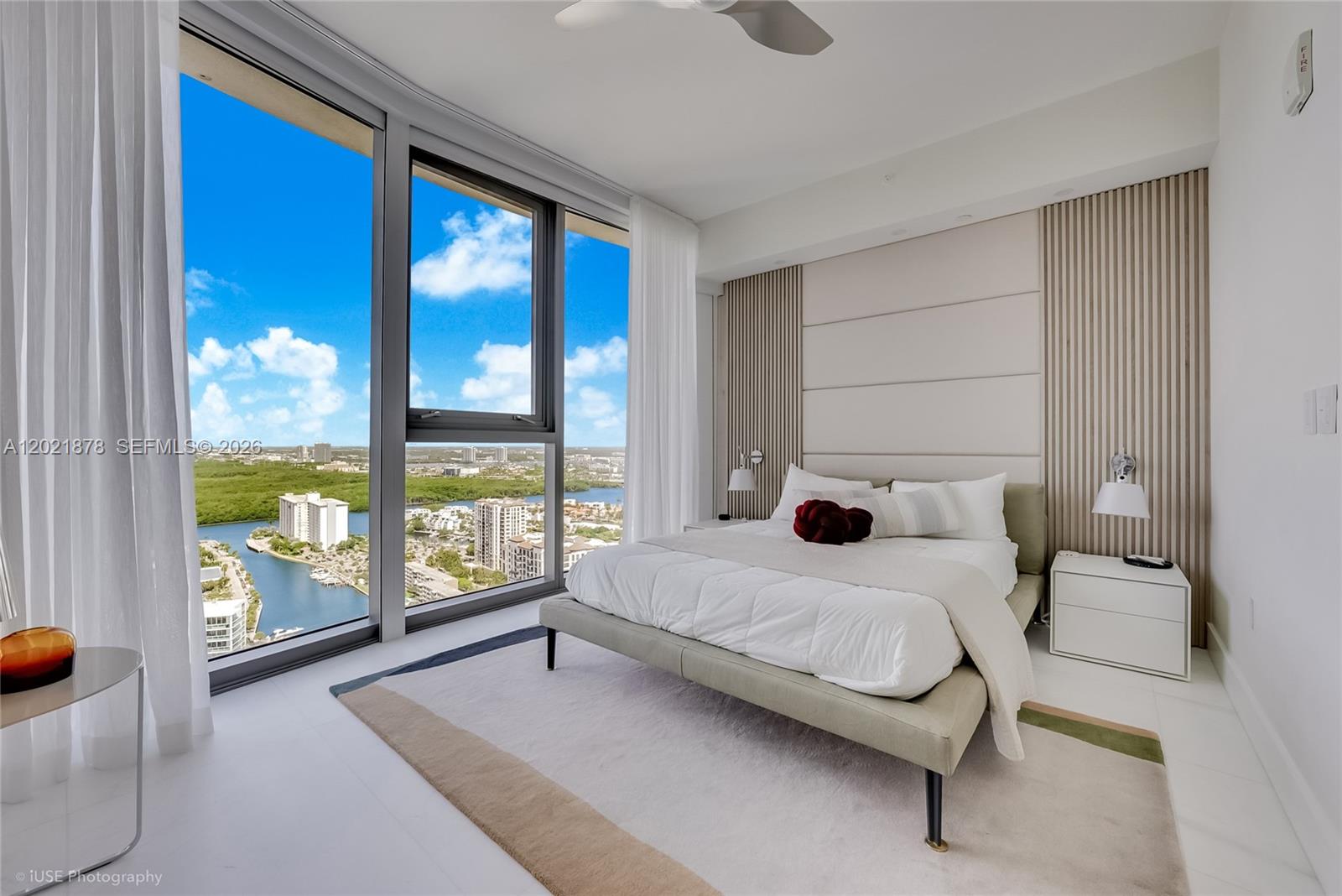 15701 Collins ave # 3001
