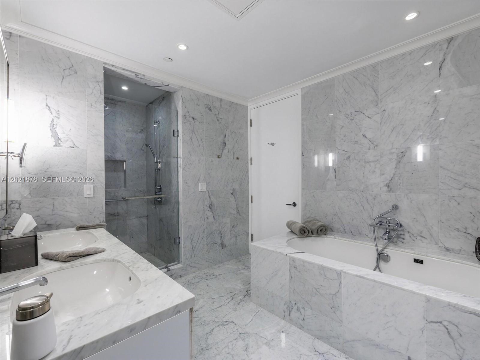 15701 Collins ave # 3001