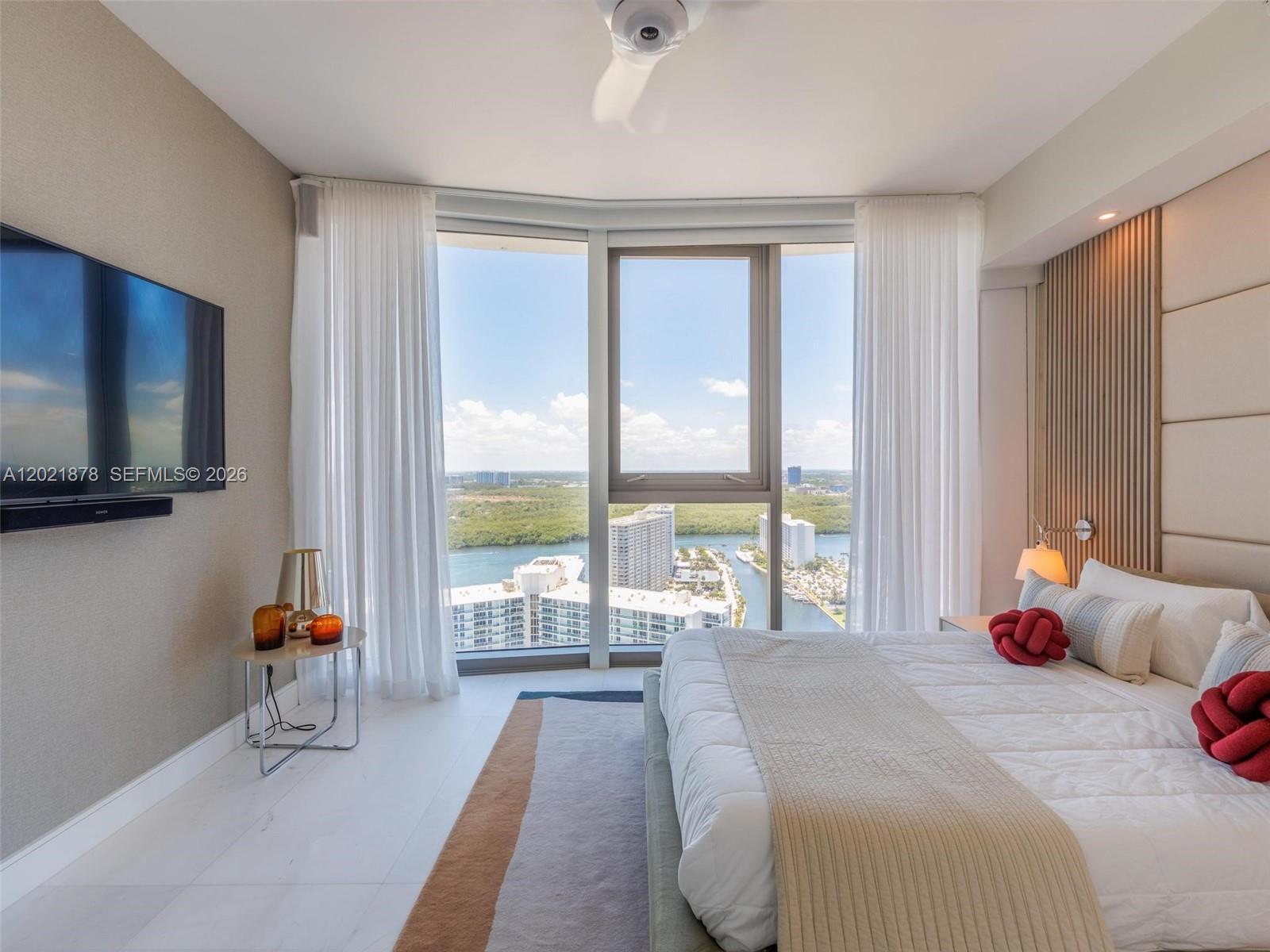 15701 Collins ave # 3001