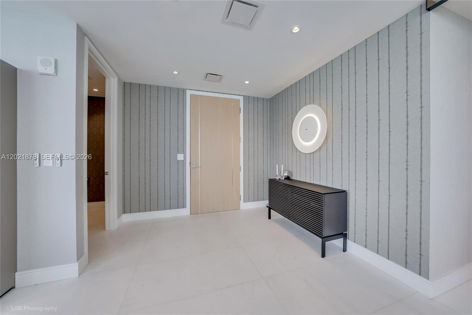 15701 Collins ave # 3001