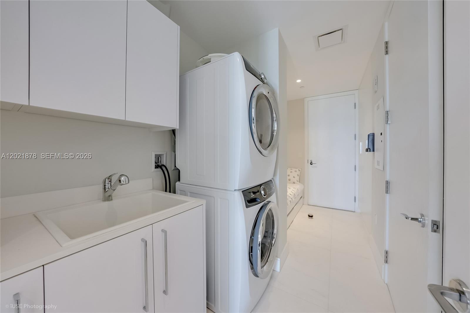 15701 Collins ave # 3001