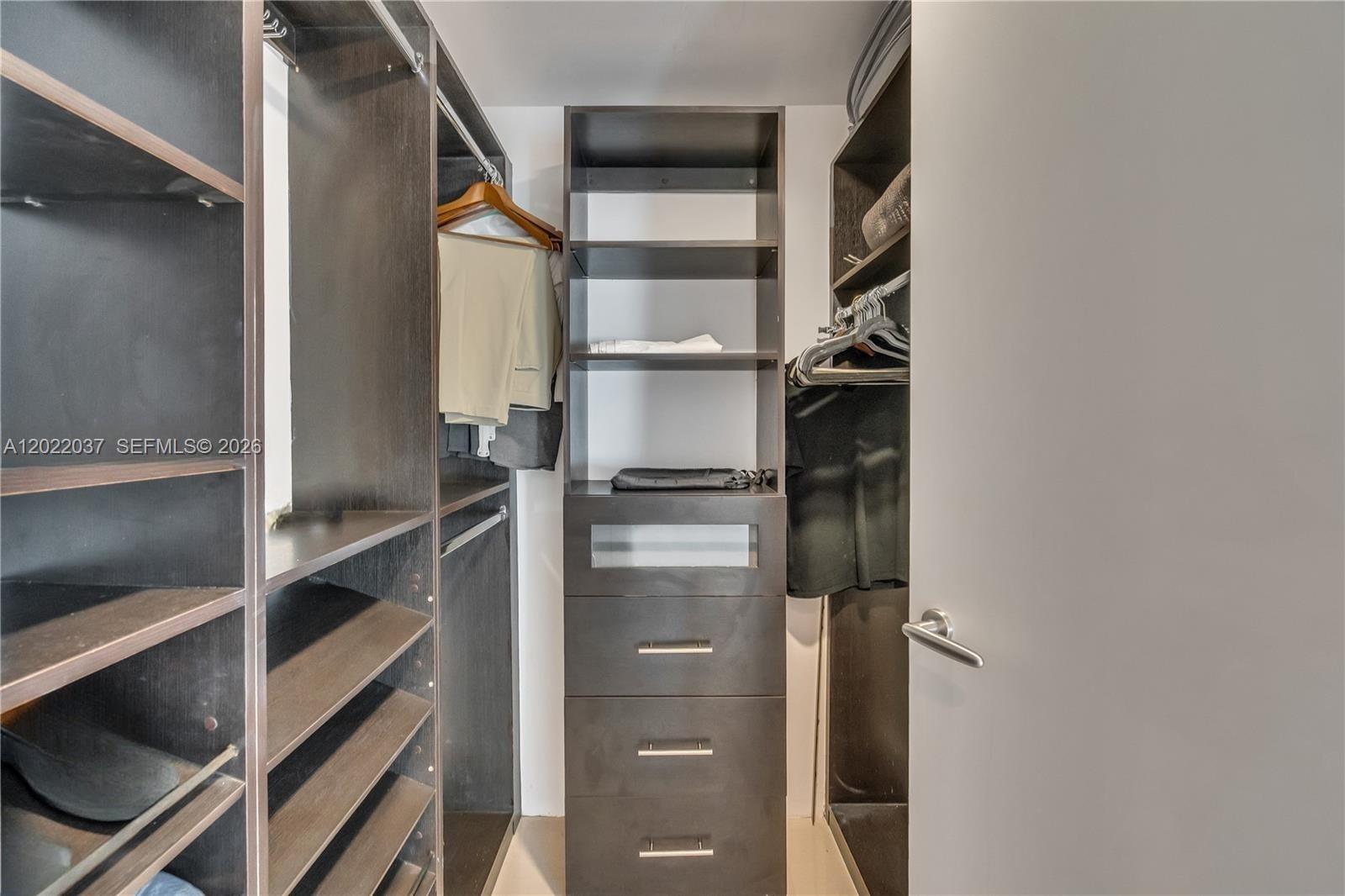 200 Biscayne Boulevard Way # 3911