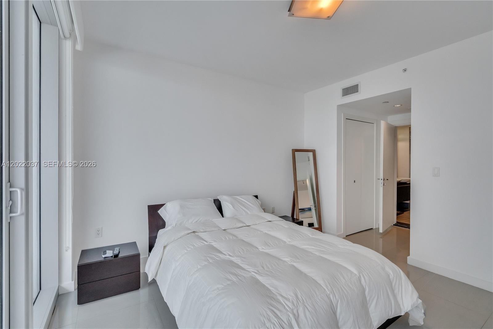 200 Biscayne Boulevard Way # 3911
