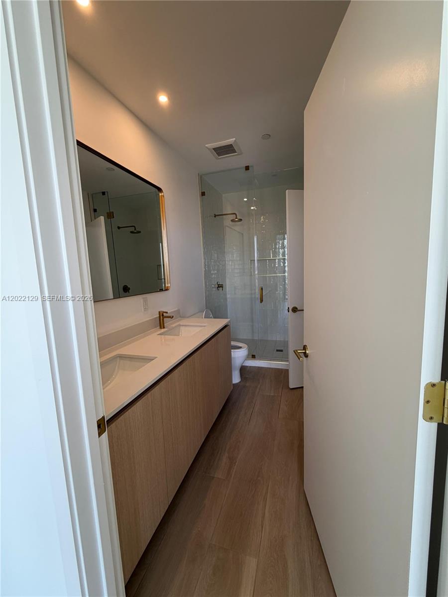 90 NE 32nd ST # 1110