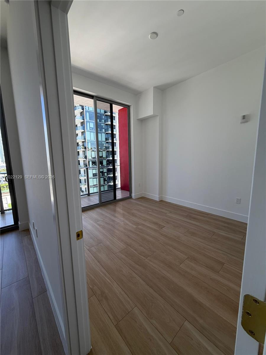90 NE 32nd ST # 1110