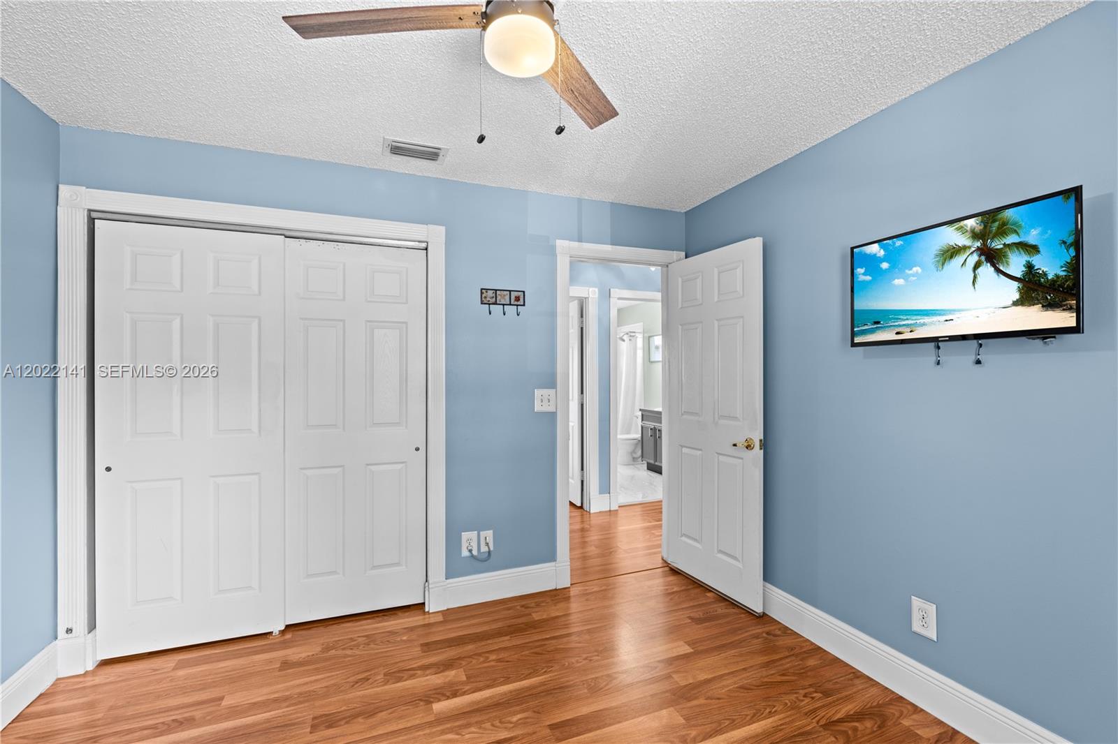 6188 NW 40th St