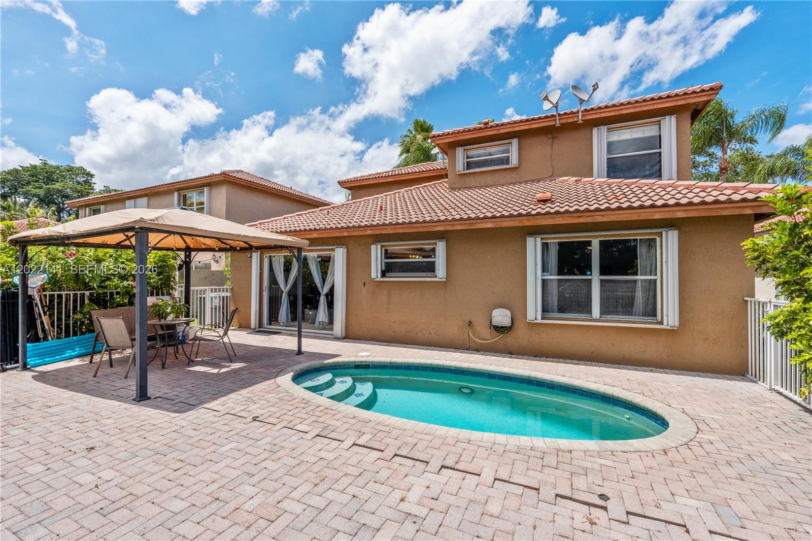 6188 NW 40th St