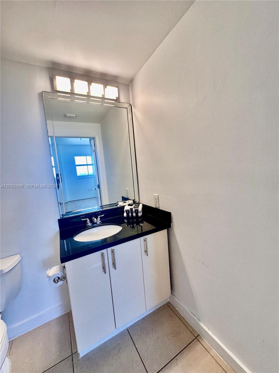 185 SE 14th Ter # 2809
