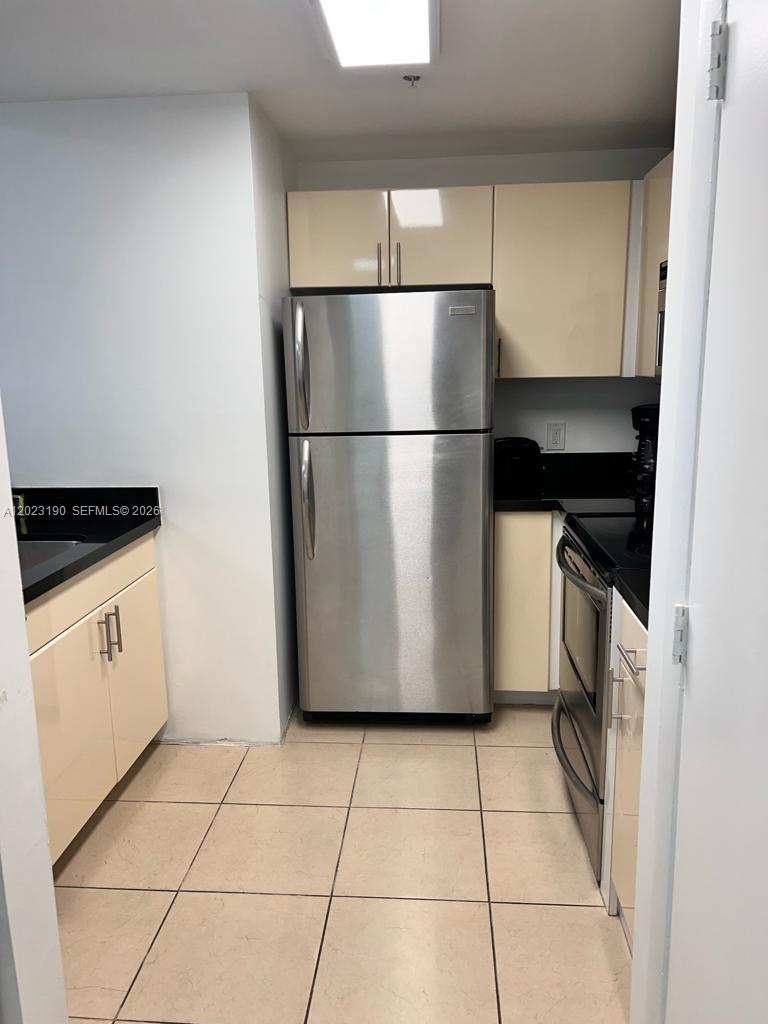 185 SE 14th Ter # 2809
