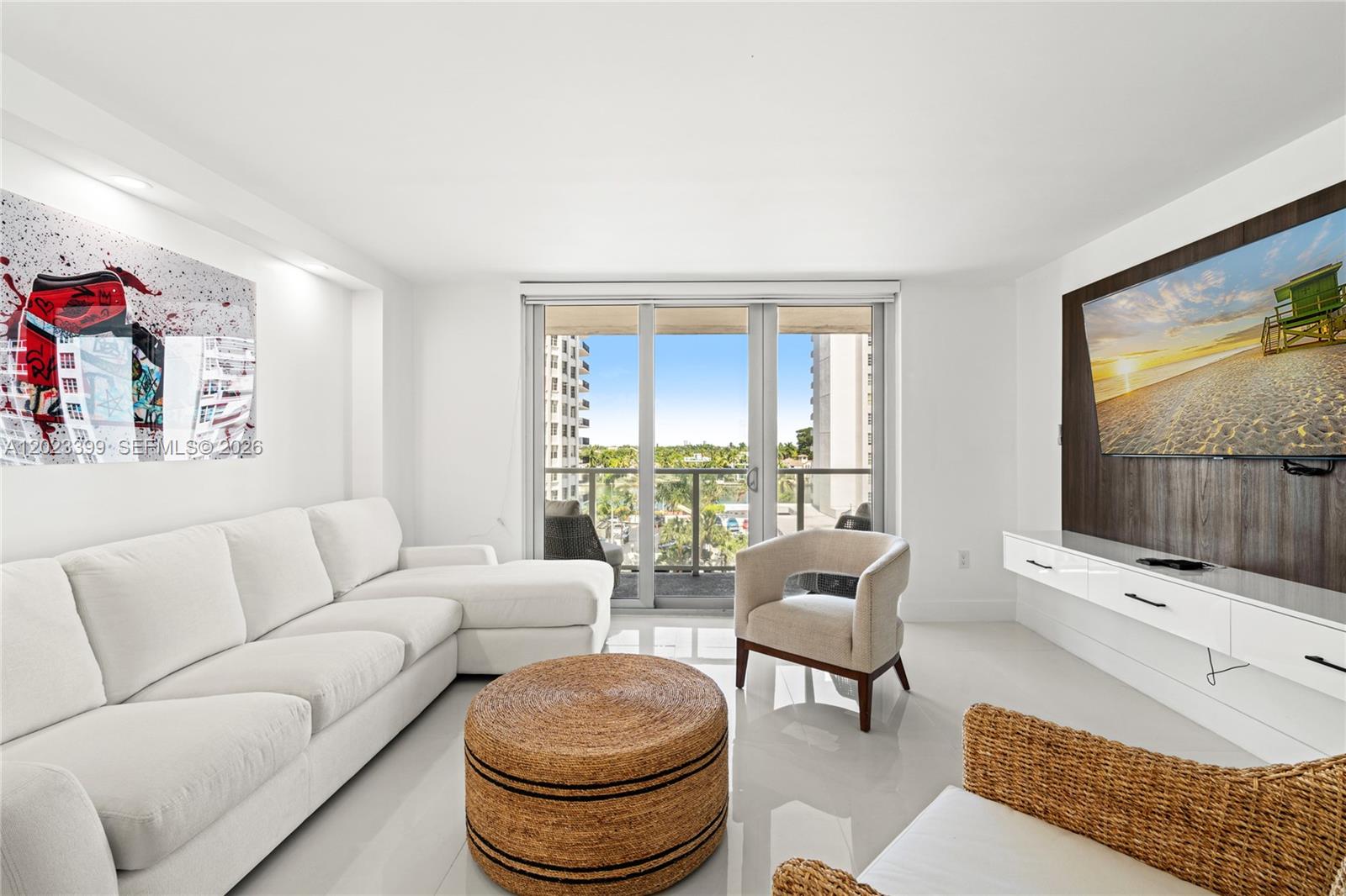 5701 Collins Ave # 503