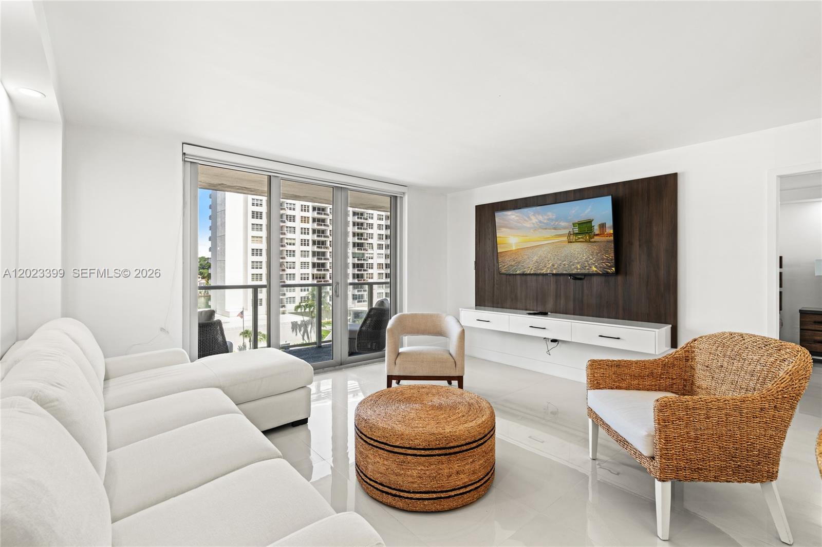 5701 Collins Ave # 503
