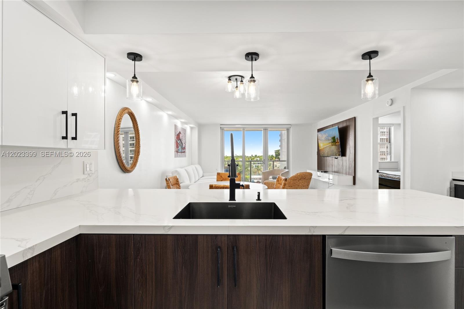 5701 Collins Ave # 503